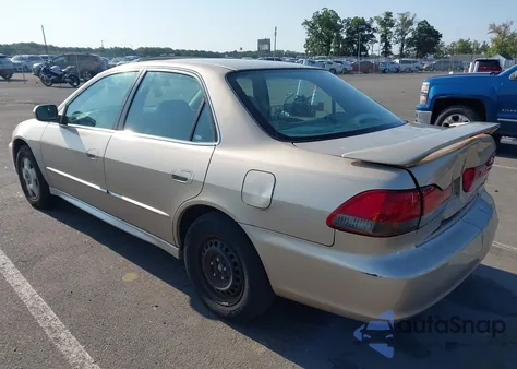 2002 Honda Accord 3.0 Ex z USA, uszkodzony, nr VIN 1HGCG16542A003726